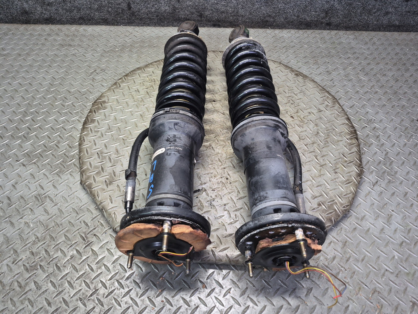 03-06 Mercedes R230 SL55 AMG Front Left Right ABC Hydraulic Shock Strut Set OEM