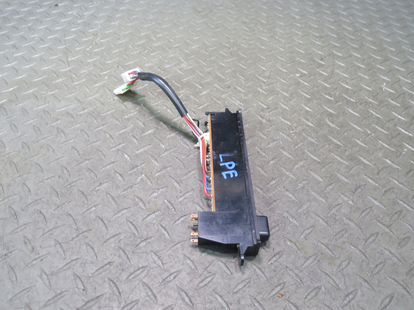 1984-1991 Porsche 928 Dash A/C Air Condition Door Lock Switch 92864160915
