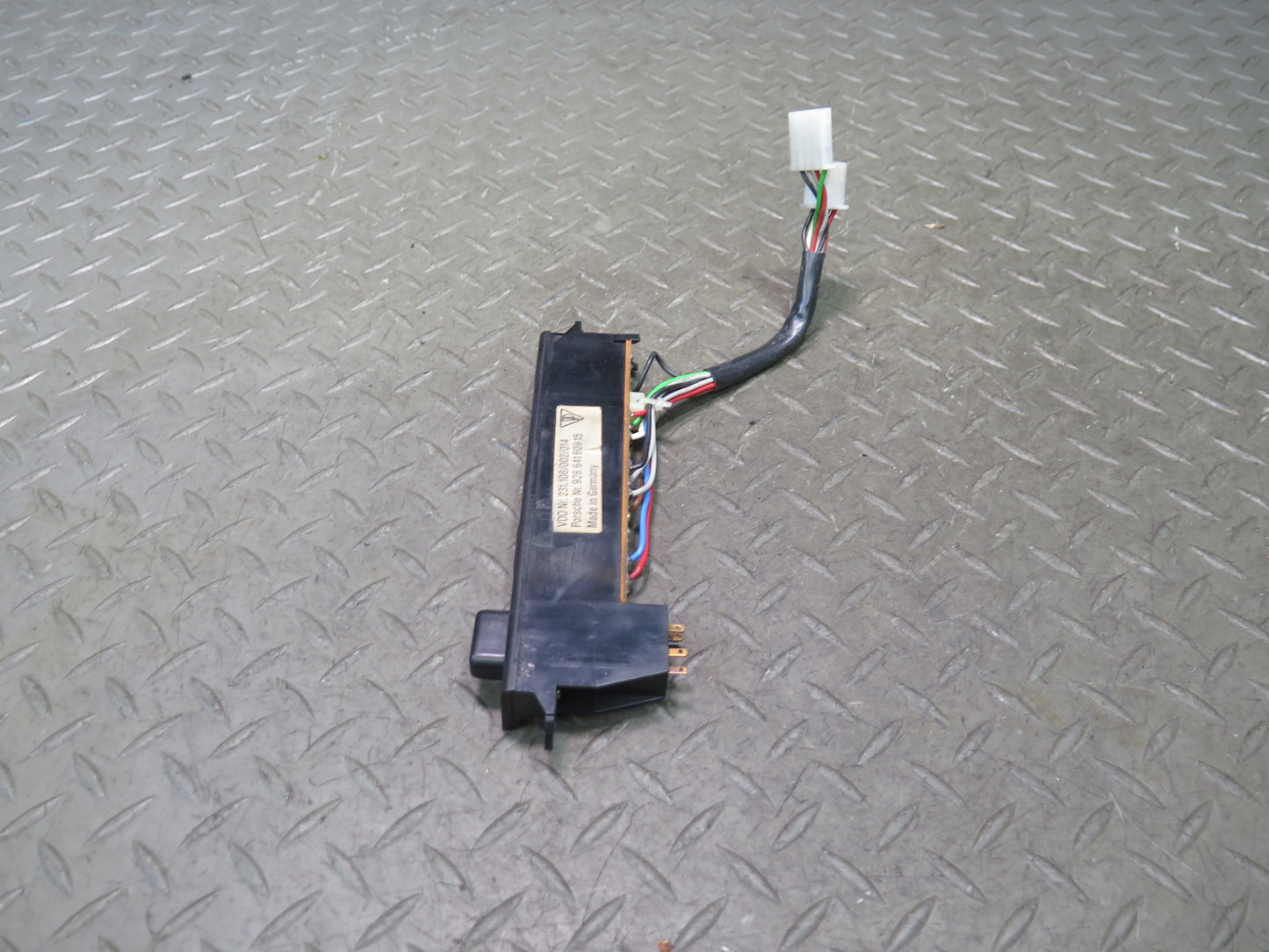 1984-1991 Porsche 928 Dash A/C Air Condition Door Lock Switch 92864160915