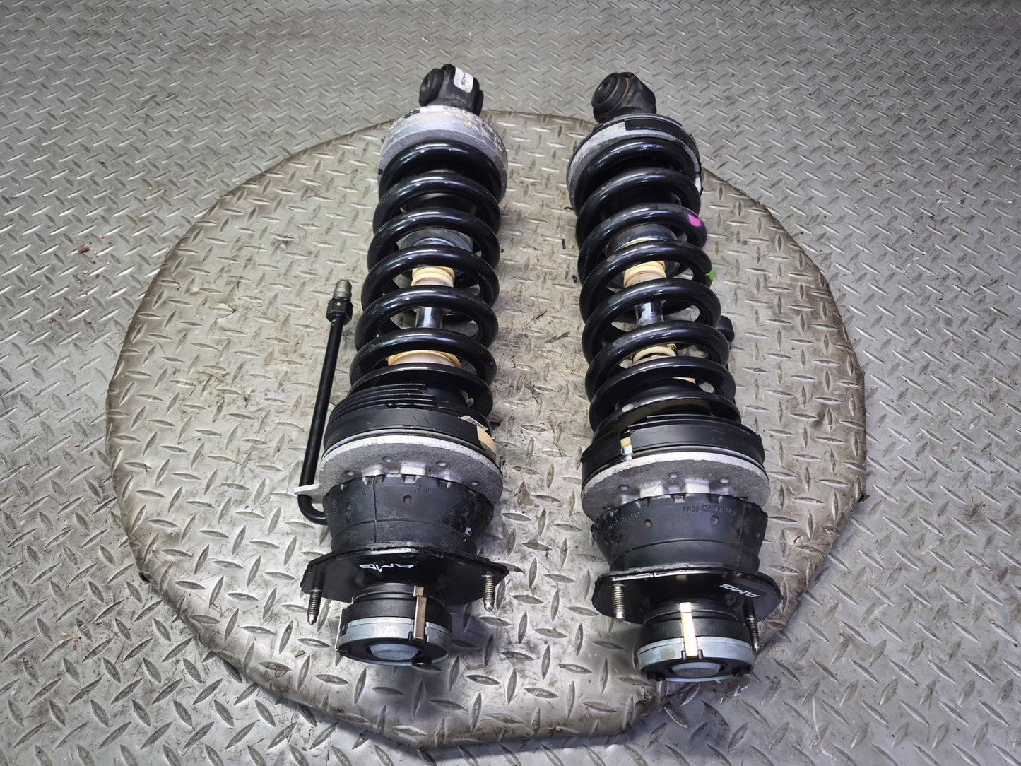 03-06 Mercedes R230 SL55 AMG Rear Left Right ABC Hydraulic Shock Strut Set Dmgd
