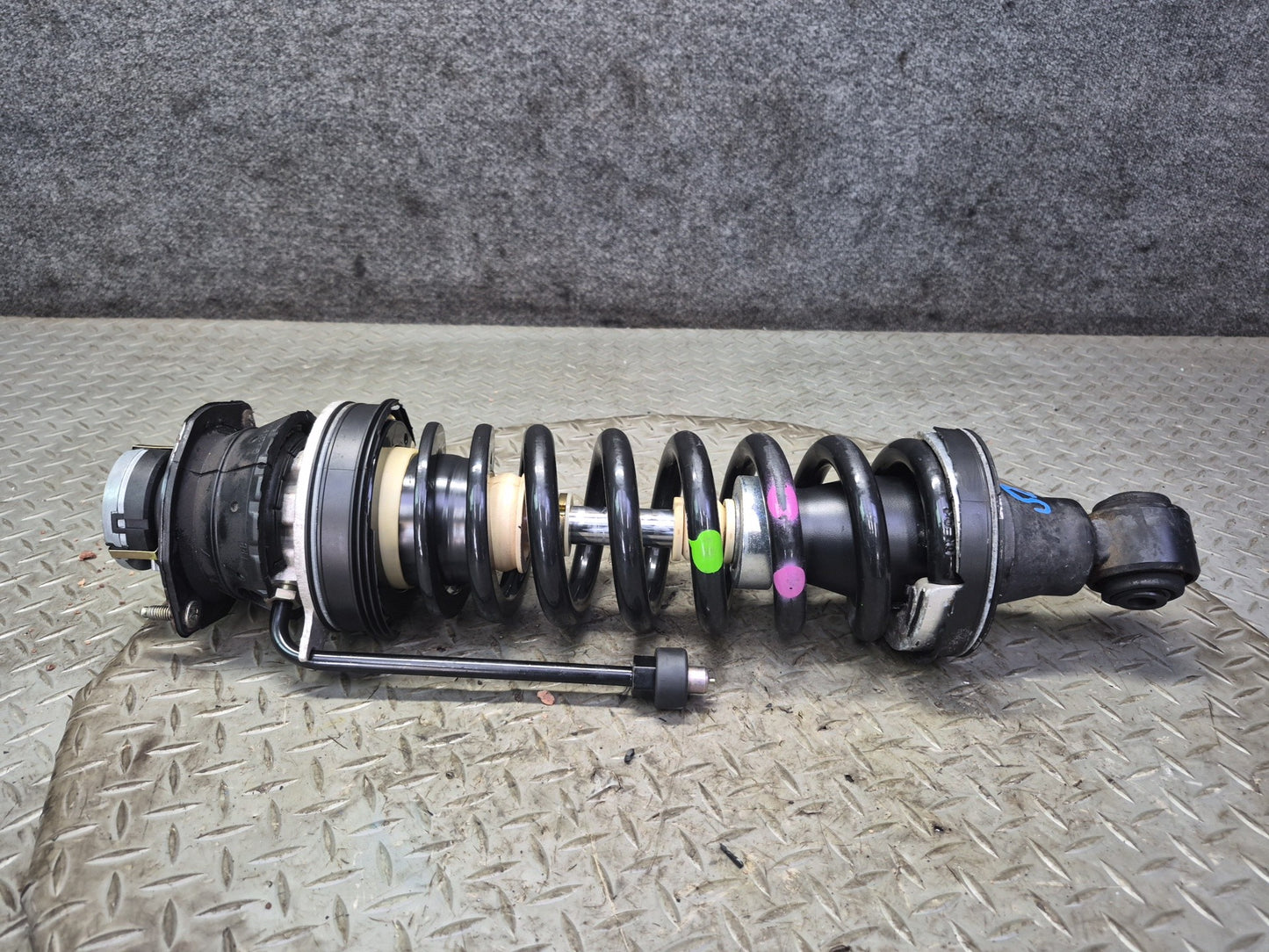 03-06 Mercedes R230 SL55 AMG Rear Left Right ABC Hydraulic Shock Strut Set Dmgd