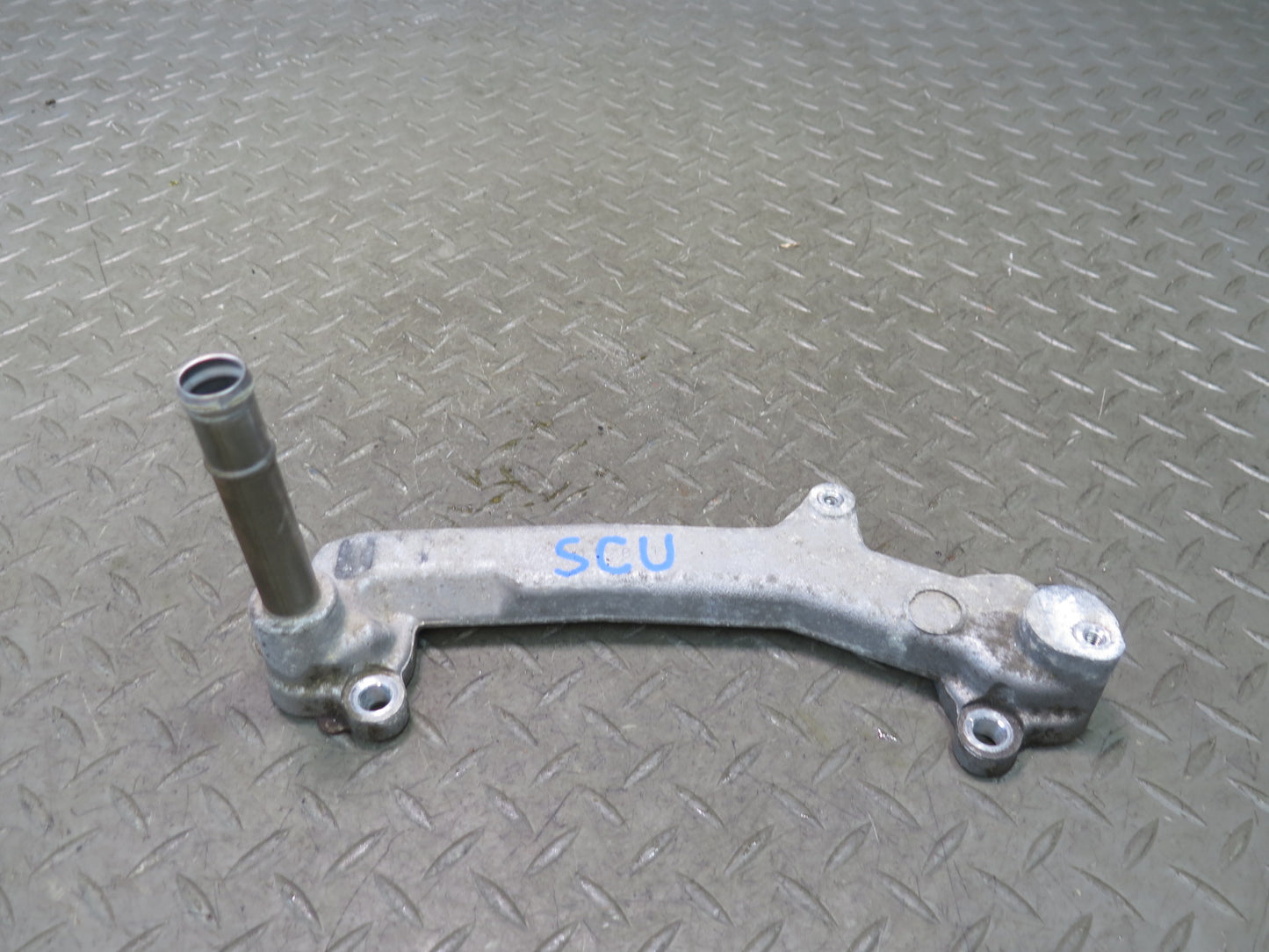 98-00 Lexus UZZ30L SC400 1UZFE Engine Coolant Water Bypass Line Tube OEM