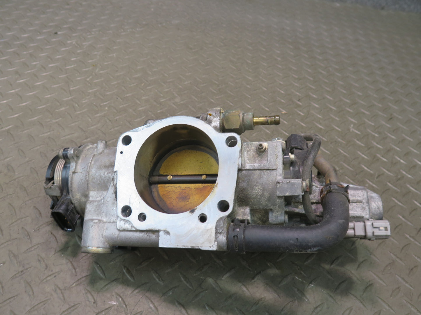 98-00 Lexus LS400 SC400 UZZ30 1UZFE Engine Motor Throttle Body w Sensor 115K OEM