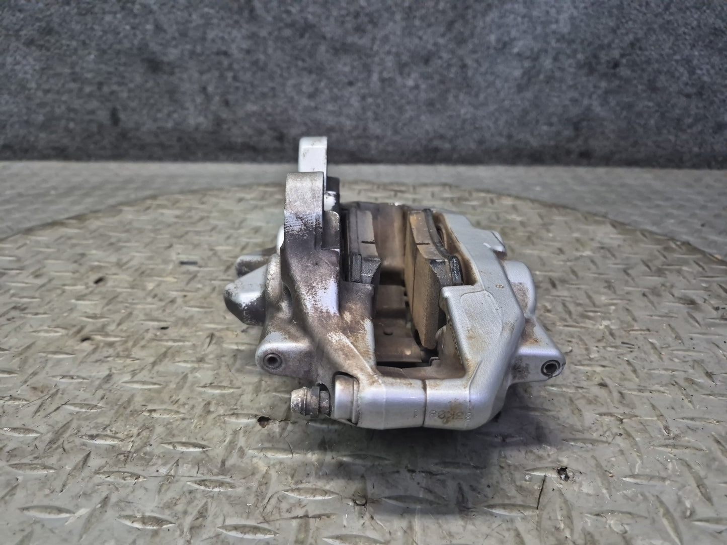 03-06 Mercedes R230 SL55 AMG Brembo Rear Left Right Brake Caliper Set OEM