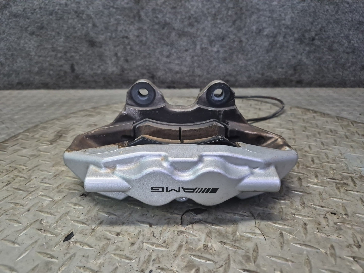 03-06 Mercedes R230 SL55 AMG Brembo Rear Left Right Brake Caliper Set OEM