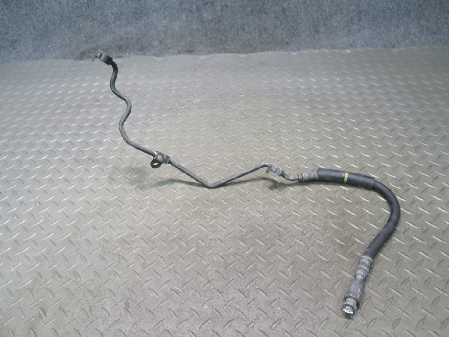 98-00 Lexus UZZ30L SC400 1UZFE Fuel Rail w Injector Set Assembly OEM