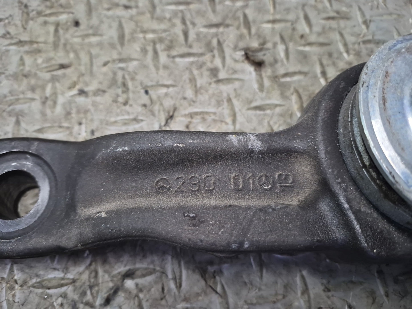 03-08 Mercedes R230 Sl-class Front Left Driver Side Lower Control Arm OEM