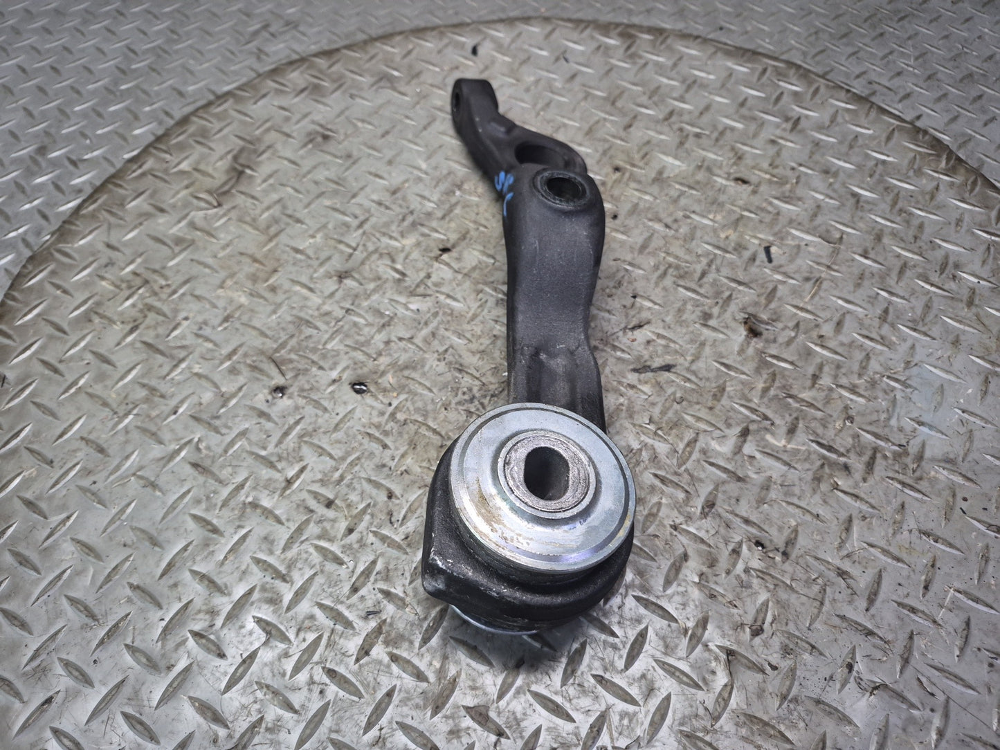 03-08 Mercedes R230 Sl-class Front Left Driver Side Lower Control Arm OEM