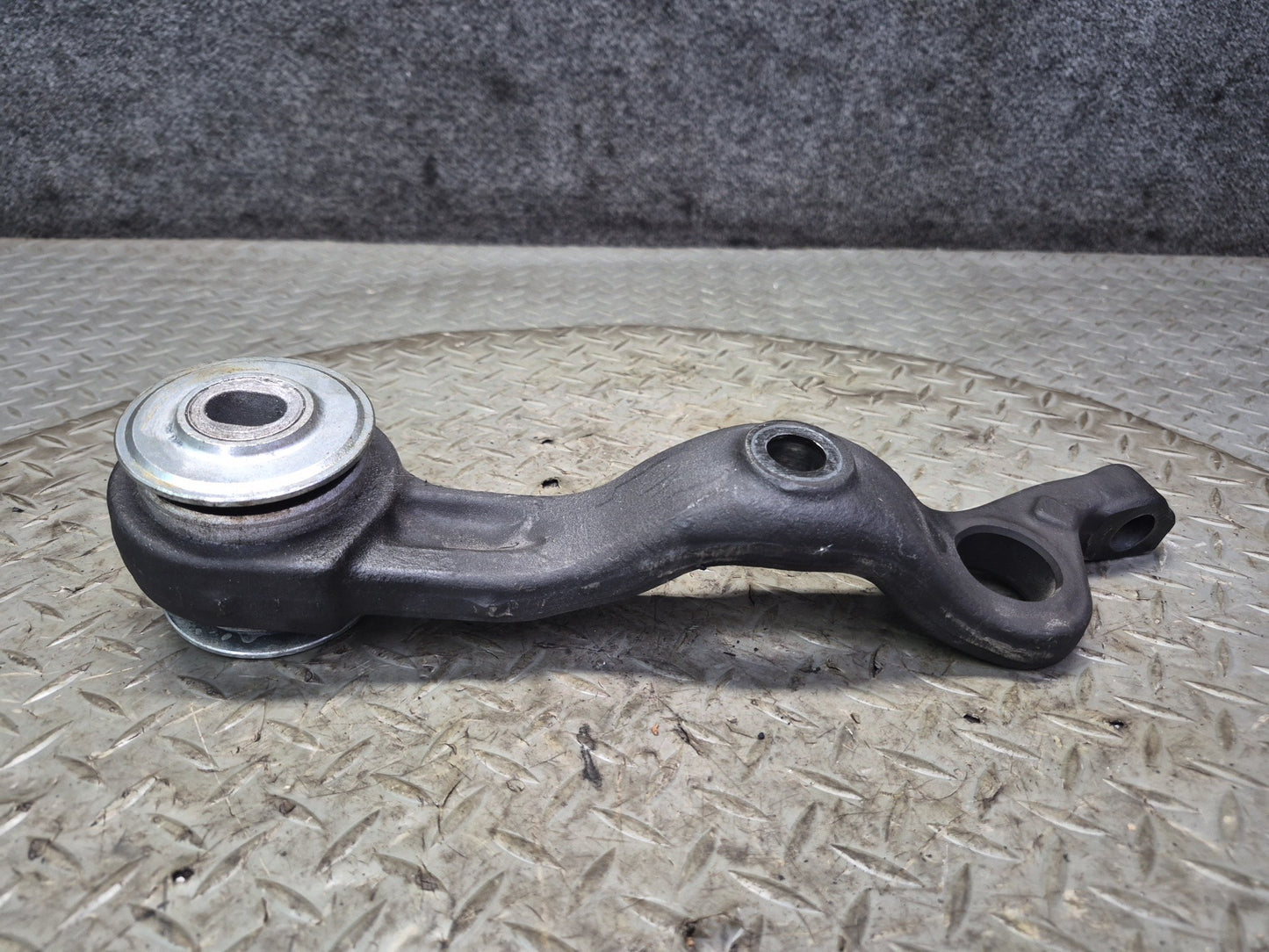 03-08 Mercedes R230 Sl-class Front Left Driver Side Lower Control Arm OEM