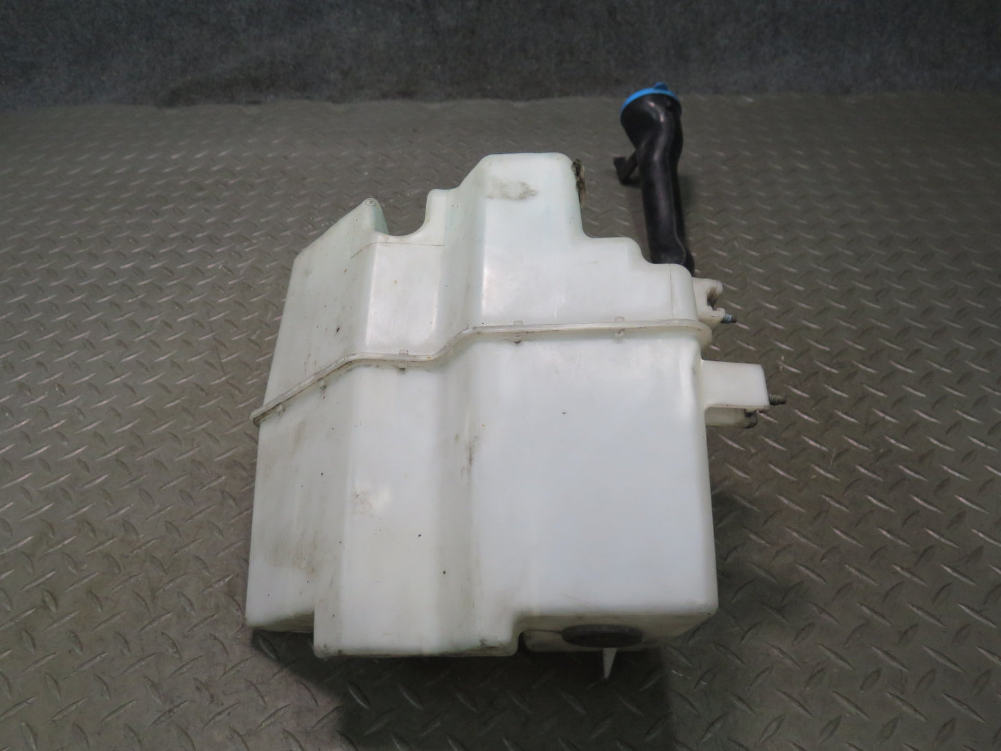 03-06 Nissan Z33 350Z Windshield Wiper Washer Fluid Reservoir w Neck & Pump OEM