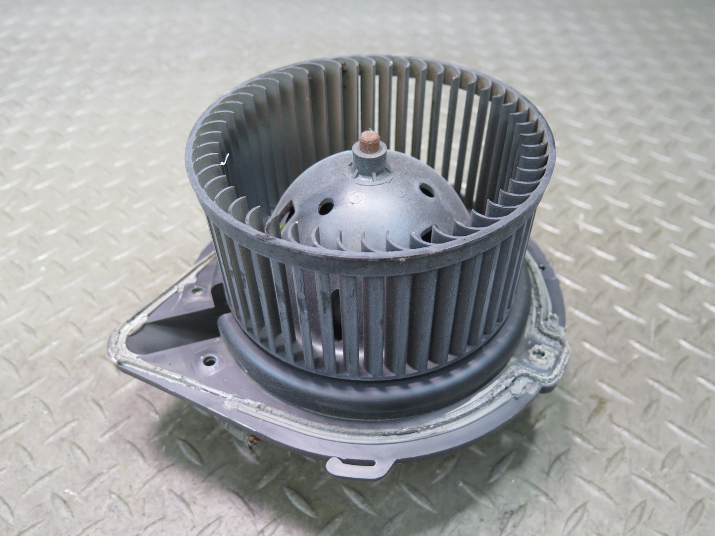 99-03 VW Eurovan T4 A/C Heater Blower Motor Fan w Resistor OEM