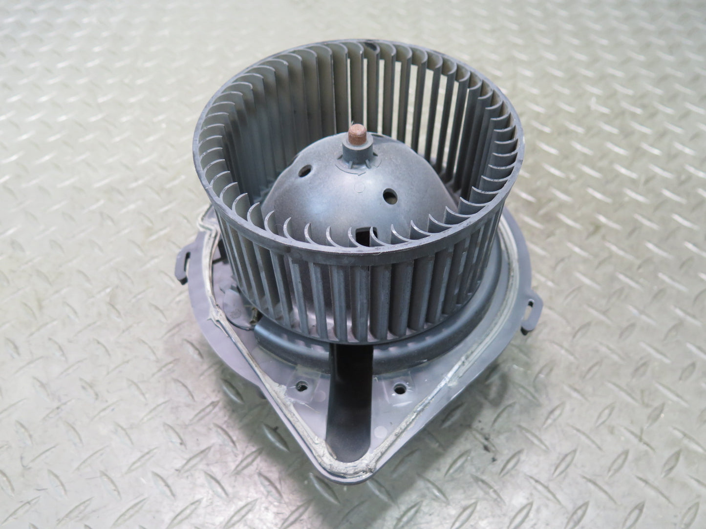 99-03 VW Eurovan T4 A/C Heater Blower Motor Fan w Resistor OEM