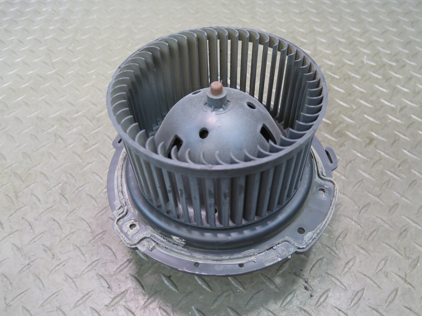 99-03 VW Eurovan T4 A/C Heater Blower Motor Fan w Resistor OEM