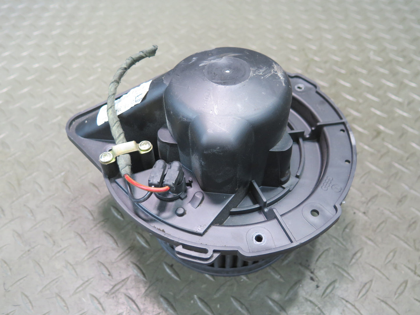 99-03 VW Eurovan T4 A/C Heater Blower Motor Fan w Resistor OEM
