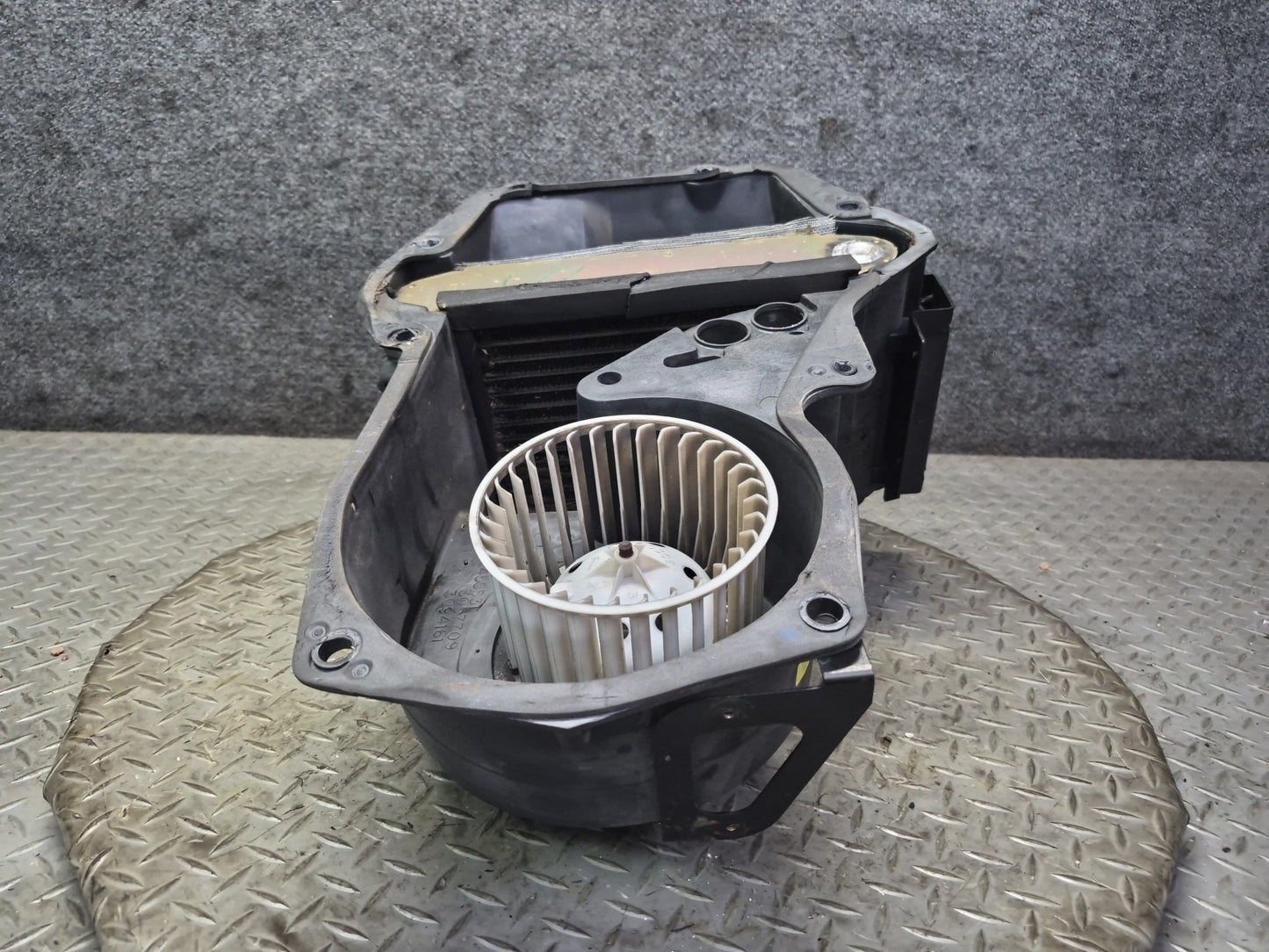 90-93 Chevrolet Corvette C4 A/C Air Conditioning Blower Motor Evaporator Box OEM