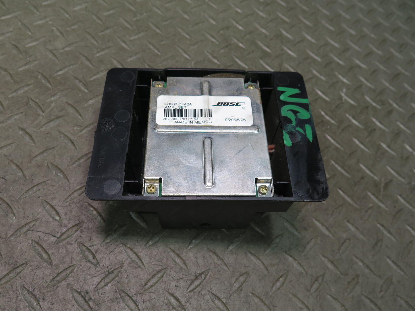 03-08 Nissan Z33 350Z Bose Subwoofer Audio Amplifier AMP 28060-CF42A OEM
