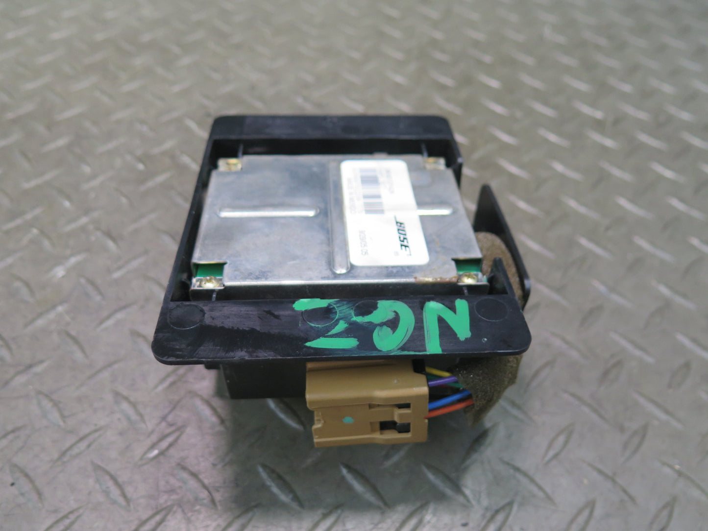 03-08 Nissan Z33 350Z Bose Subwoofer Audio Amplifier AMP 28060-CF42A OEM