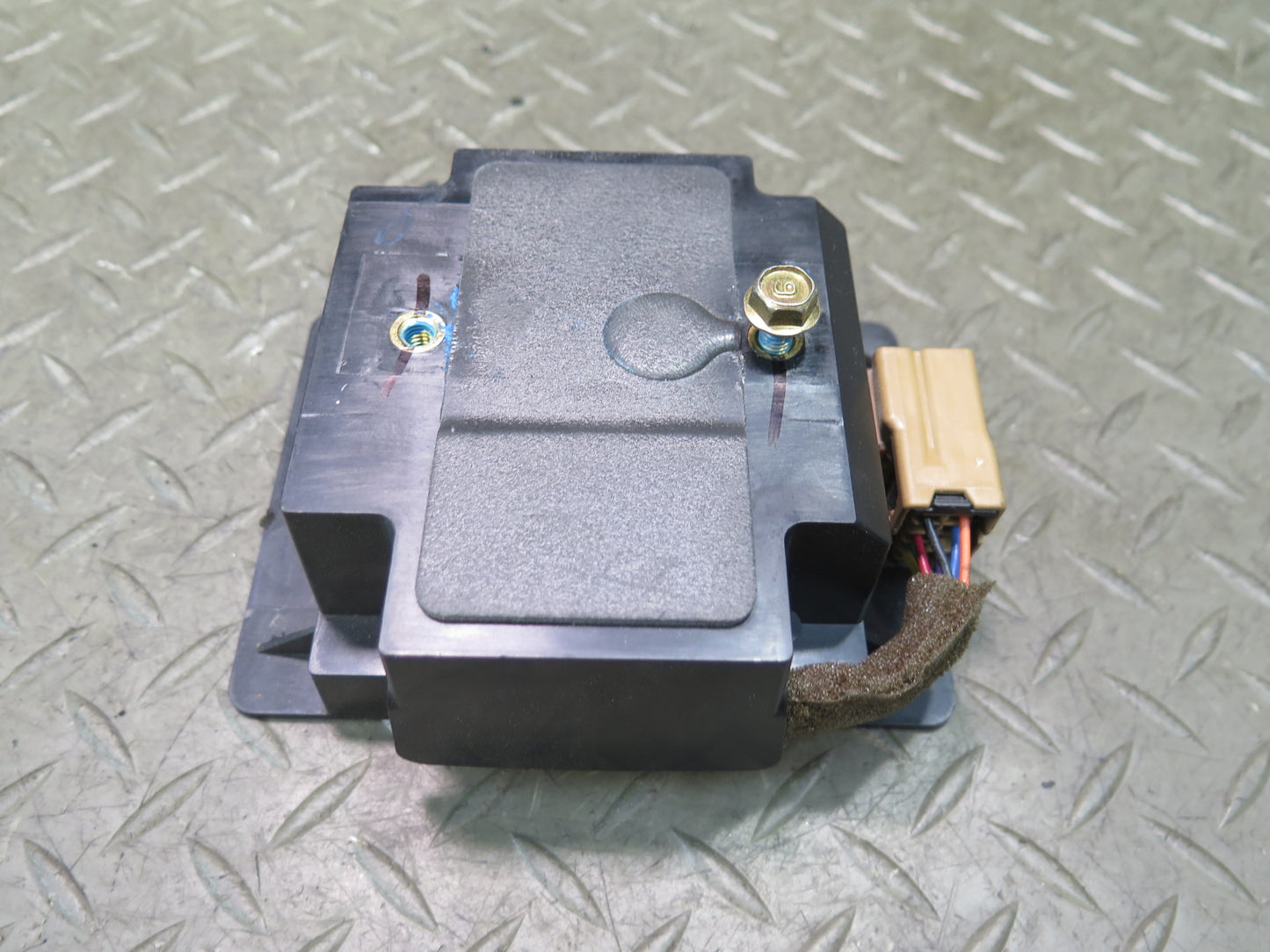 03-08 Nissan Z33 350Z Bose Subwoofer Audio Amplifier AMP 28060-CF42A OEM
