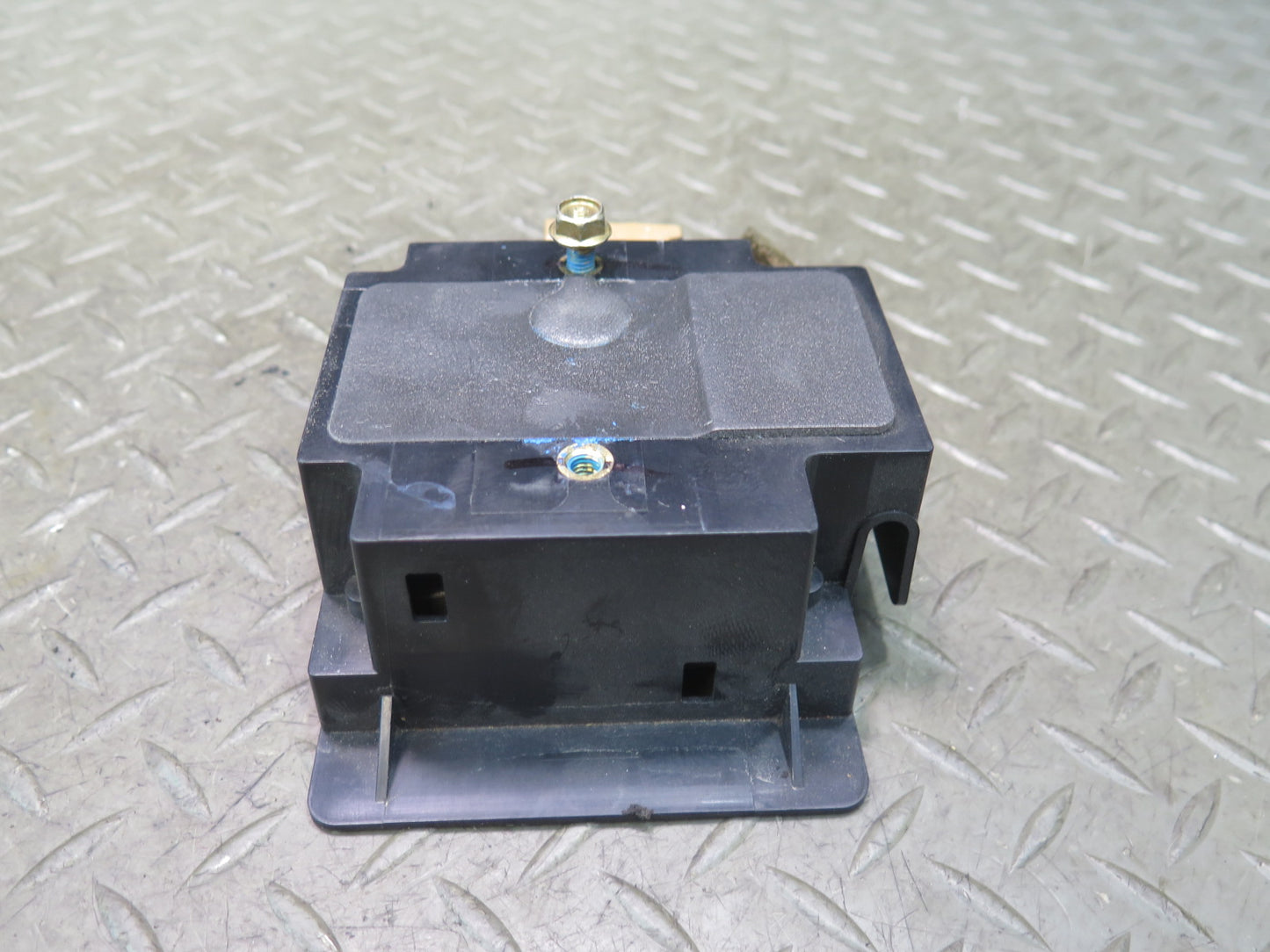 03-08 Nissan Z33 350Z Bose Subwoofer Audio Amplifier AMP 28060-CF42A OEM