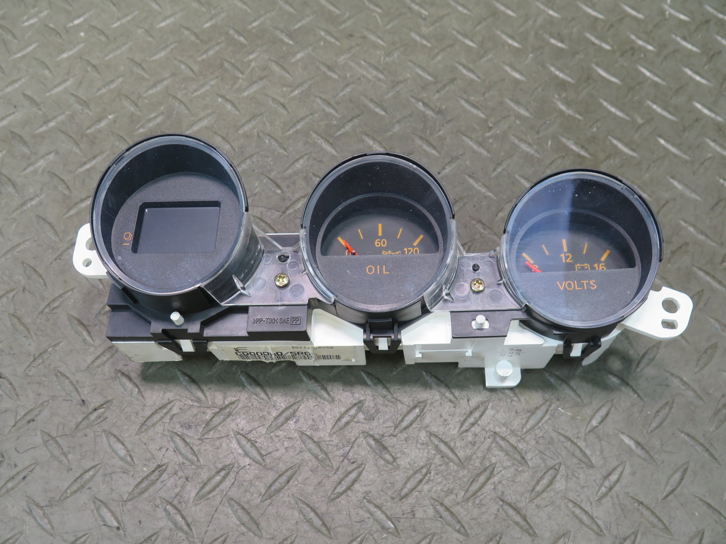 06-08 Nissan Z33 350Z Dash Oil Volt Information Gauge OEM