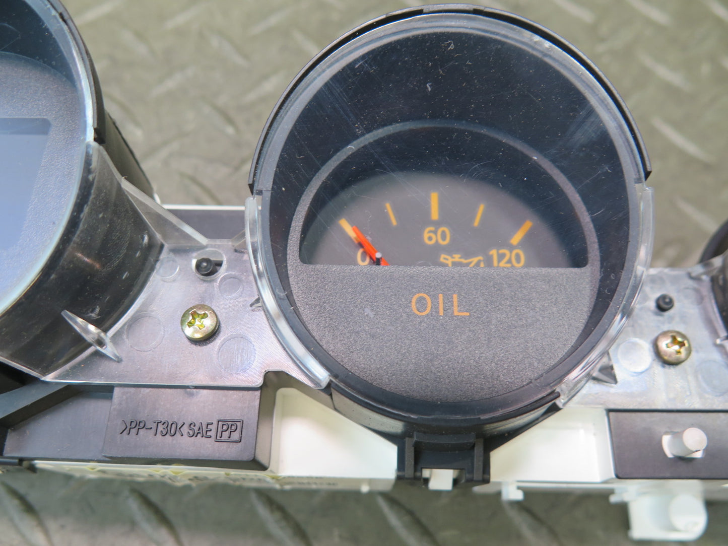 06-08 Nissan Z33 350Z Dash Oil Volt Information Gauge OEM