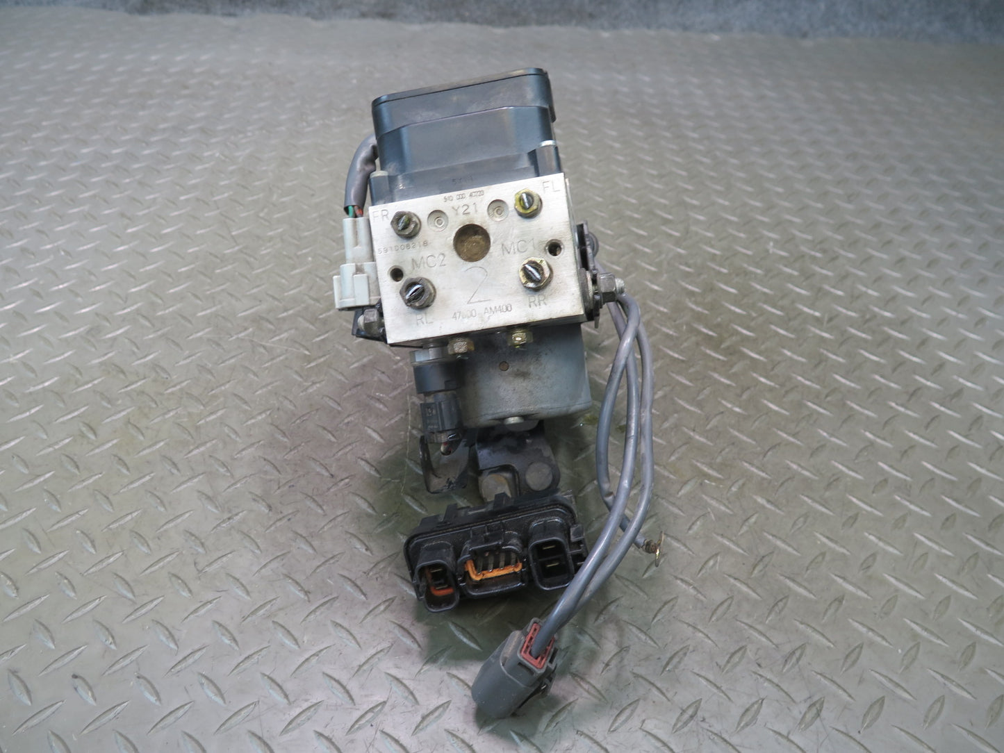 06-09 Nissan Z33 350Z M/T Convertible Anti Lock Brake ABS Pump Module OEM