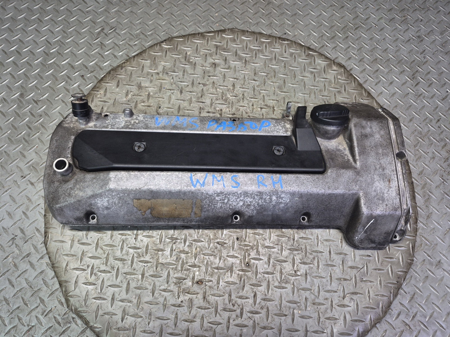 90-95 Mercedes W140 S500 M119 Engine Motor Right Cylinder Head Valve Cover OEM