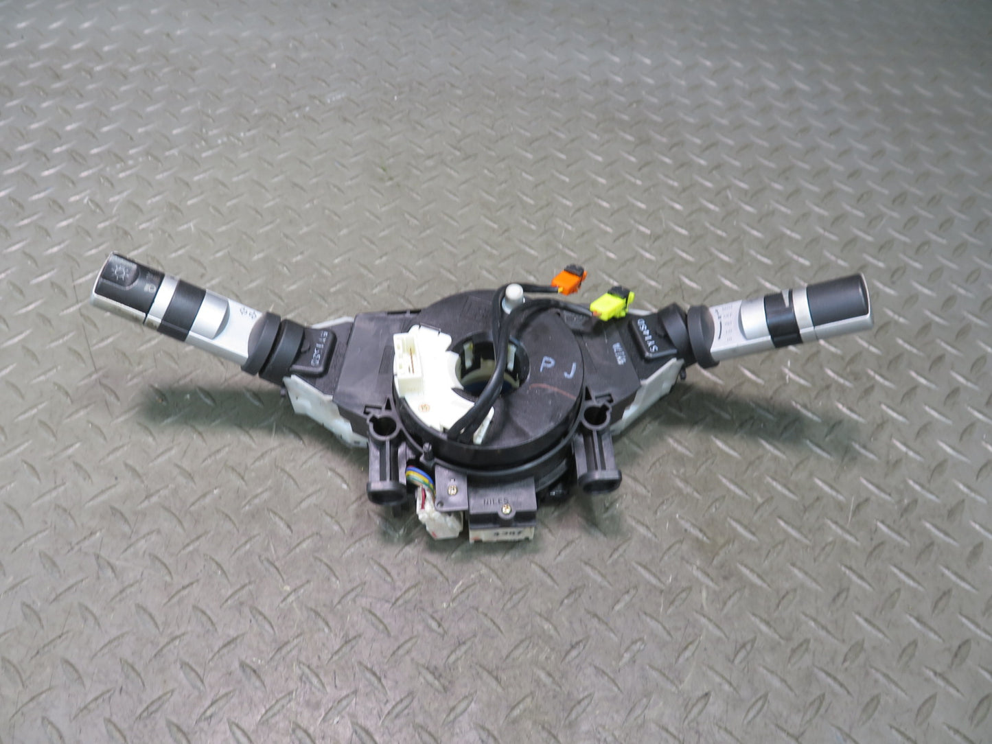 03-09 Nissan Z33 350Z Steering Column Turn Signal & Wiper Switch OEM