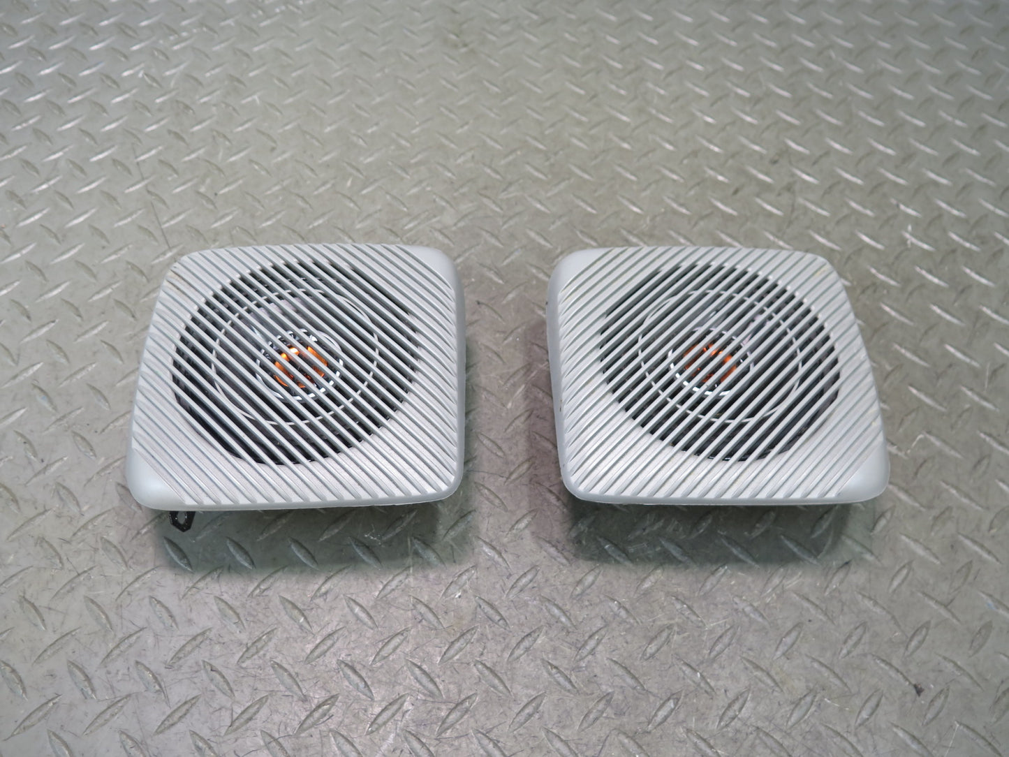 99-03 VW Eurovan T4 Set of 2 Rear Speaker Grille Cover w JBL Club 4020 Speaker
