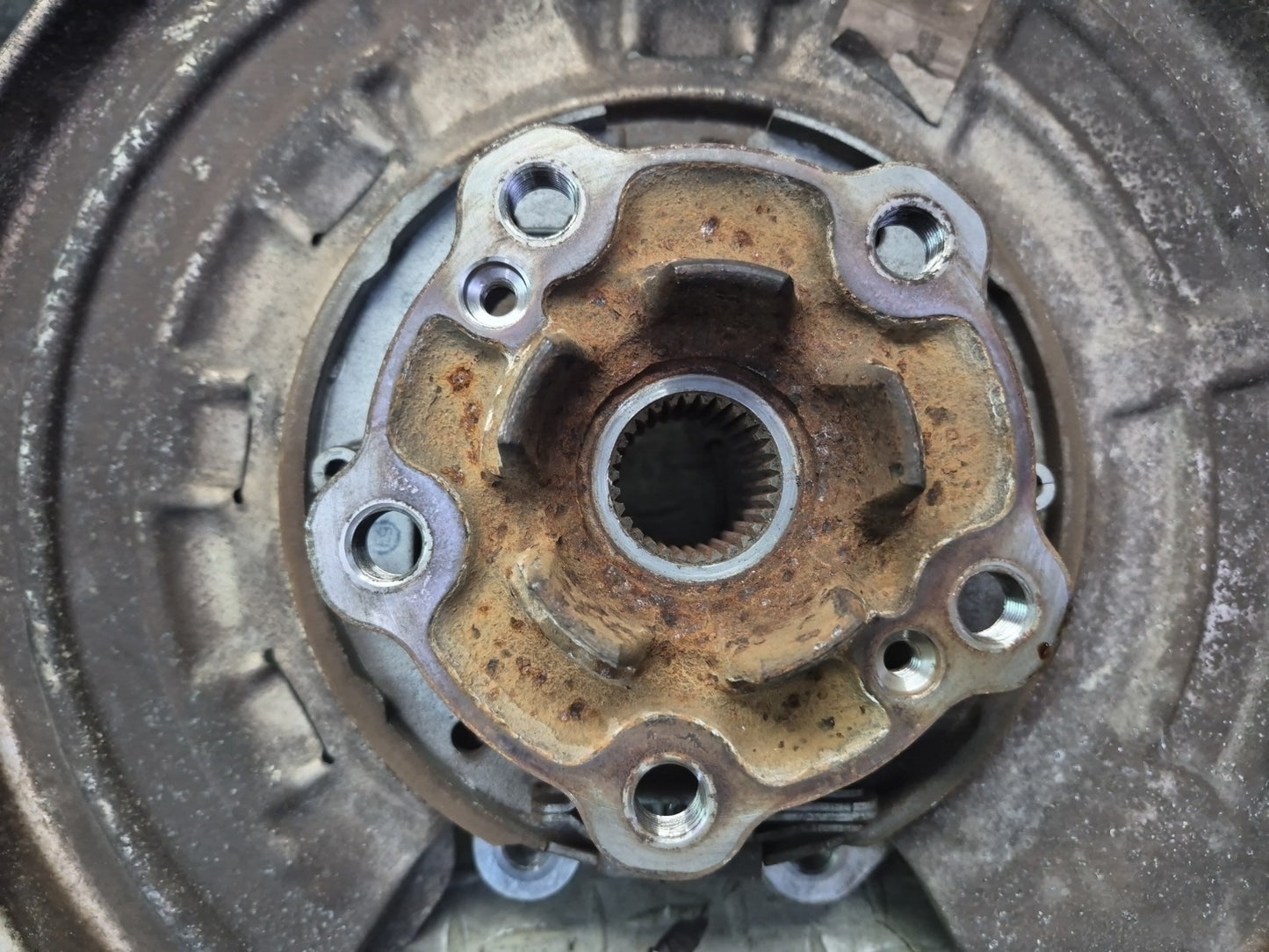 2015-2020 BMW F82 F83 M4 RWD Rear Left Spindle Knuckle Wheel Hub Bearing
