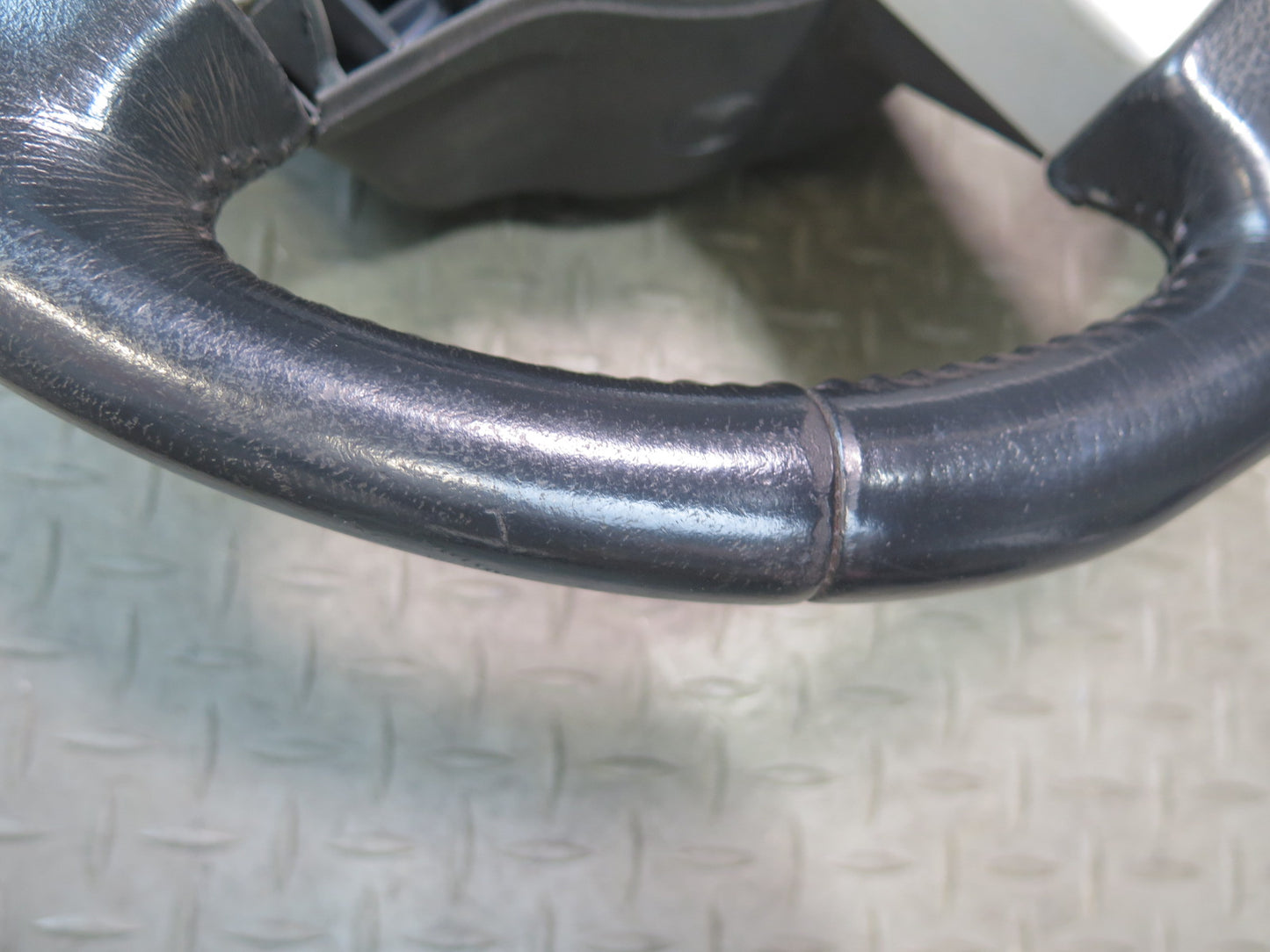 06-07 Nissan Z33 350Z Leather Steering Black w Controls OEM