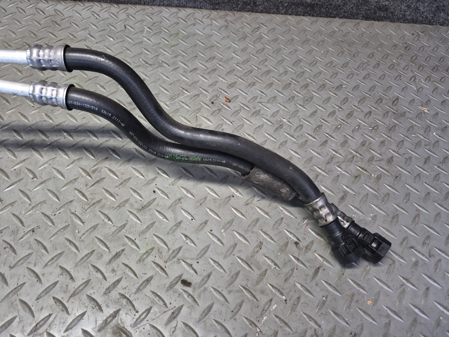 15-20 BMW F32 F33 F82 F83 M4 Transmission Oil Cooler Hose Pipe Line w Thermostat