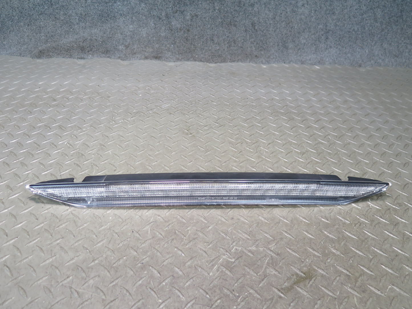 2005-2012 Porsche Boxster 987 Rear Center Third Brake Stop Light 98763105001