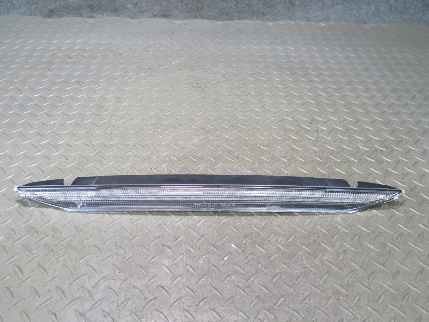 2005-2012 Porsche Boxster 987 Rear Center Third Brake Stop Light 98763105001
