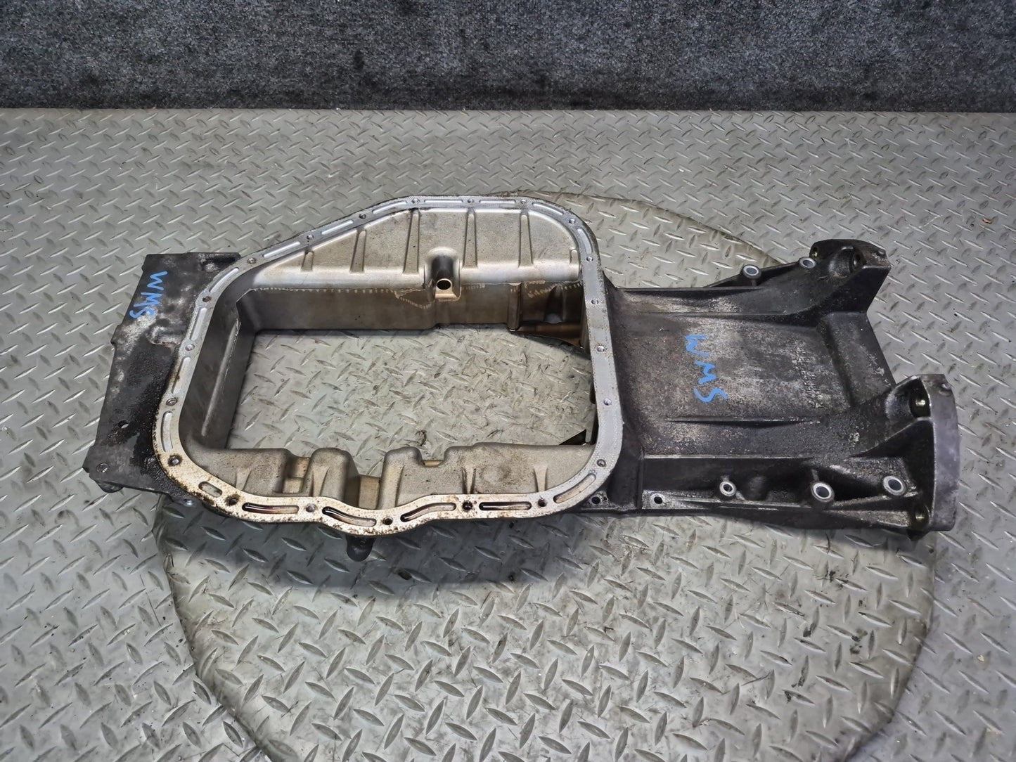 94-99 Mercedes W140 S500 M119 Engine Upper Oil Pan 1190141602 OEM