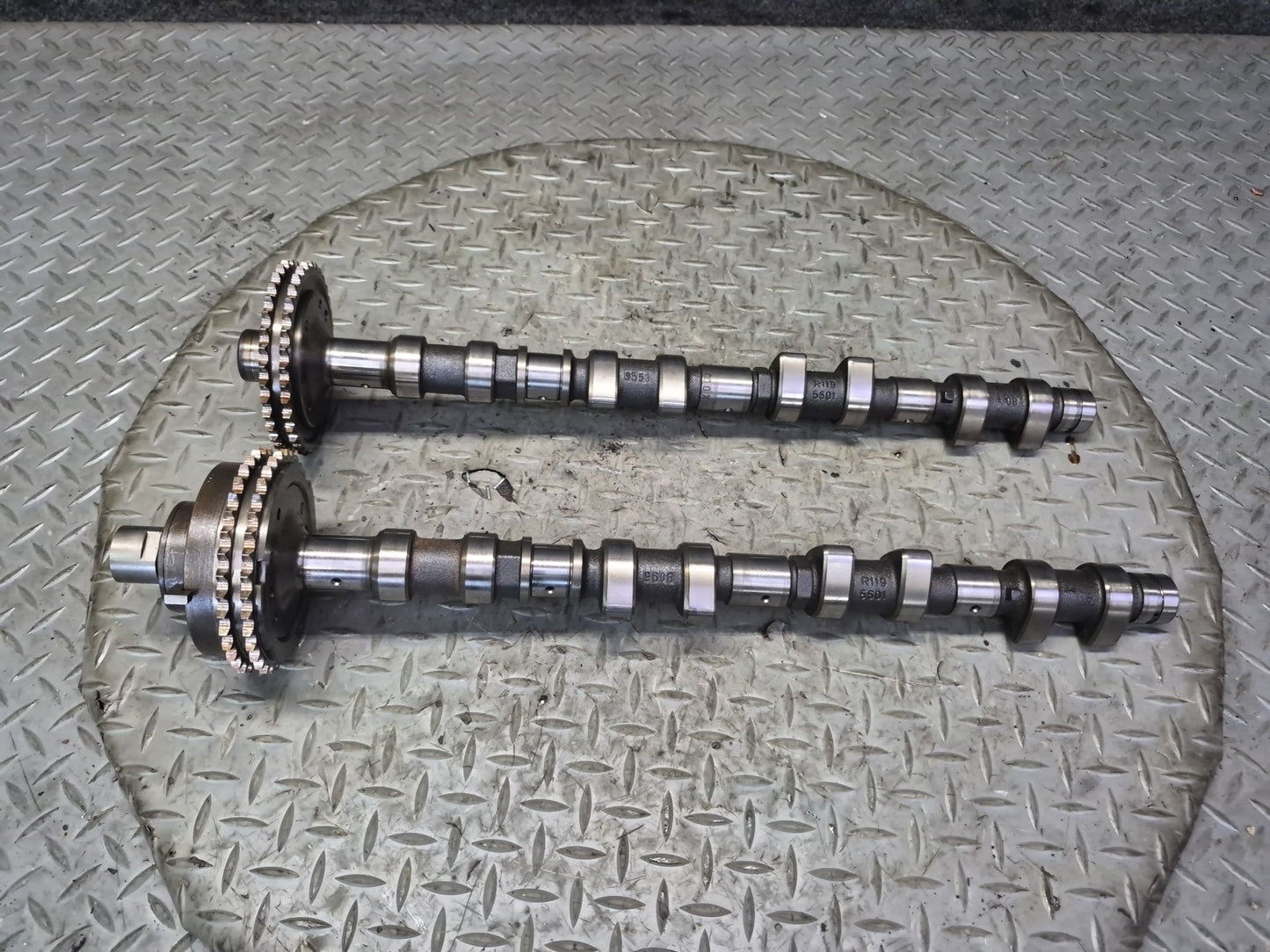 90-95 Mercedes W140 S500 5.0L 119.702 Left Intake & Exhaust Camshaft Set OEM