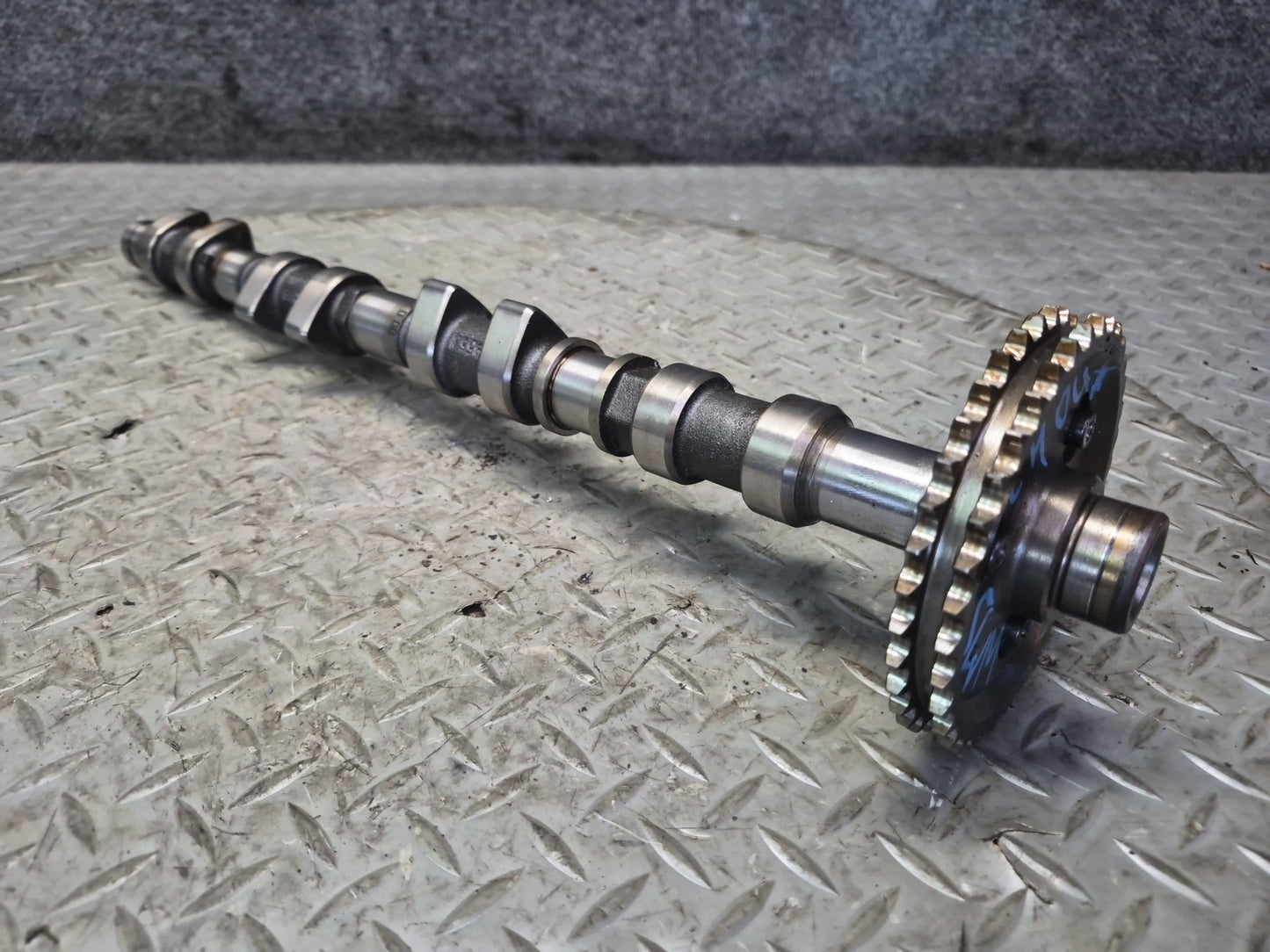 90-95 Mercedes W140 S500 5.0L 119.702 Left Intake & Exhaust Camshaft Set OEM