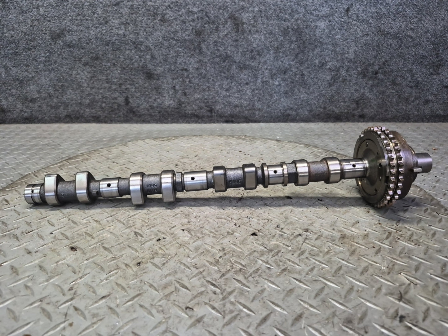 90-95 Mercedes W140 S500 5.0L 119.702 Left Intake & Exhaust Camshaft Set OEM