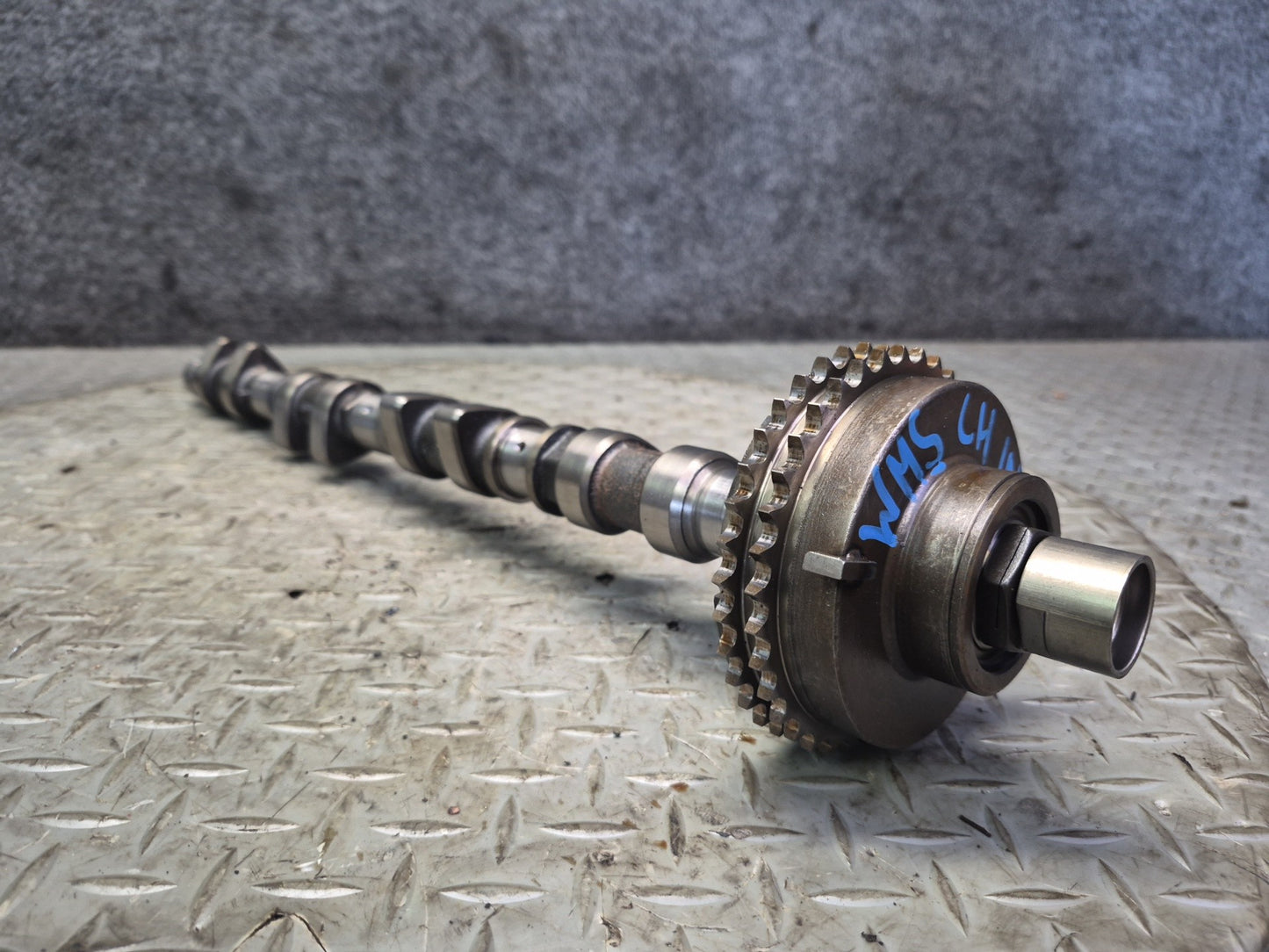 90-95 Mercedes W140 S500 5.0L 119.702 Left Intake & Exhaust Camshaft Set OEM