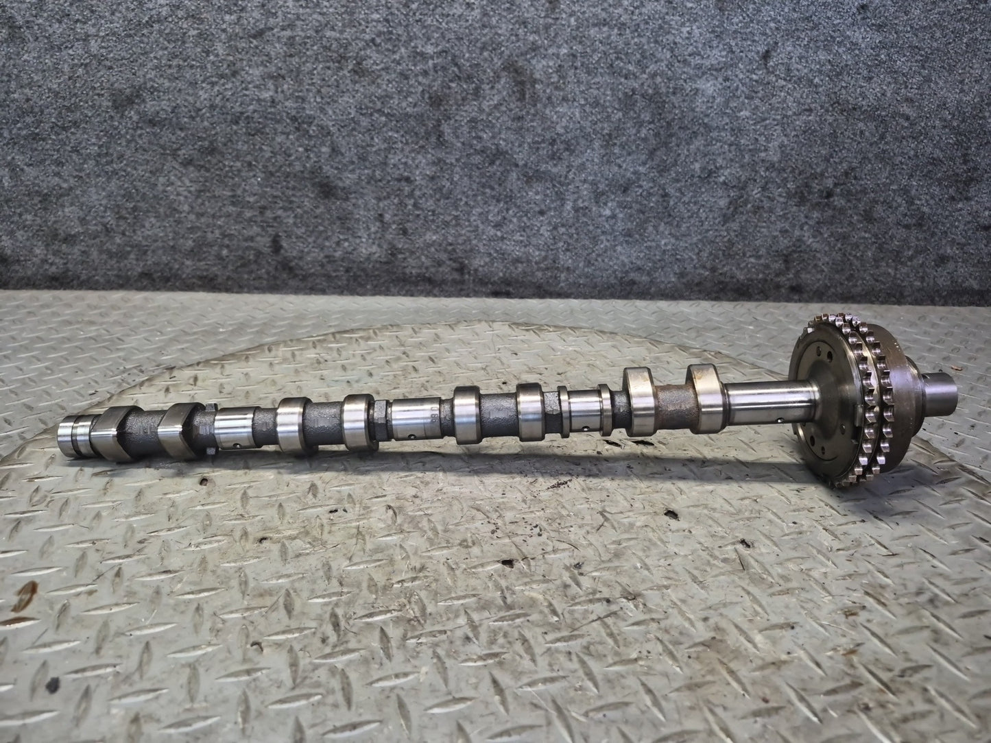 90-95 Mercedes W140 S500 5.0L 119.702 Right Intake & Exhaust Camshaft Set OEM