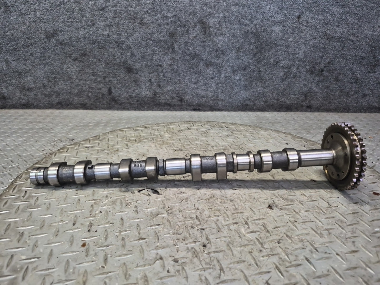 90-95 Mercedes W140 S500 5.0L 119.702 Right Intake & Exhaust Camshaft Set OEM