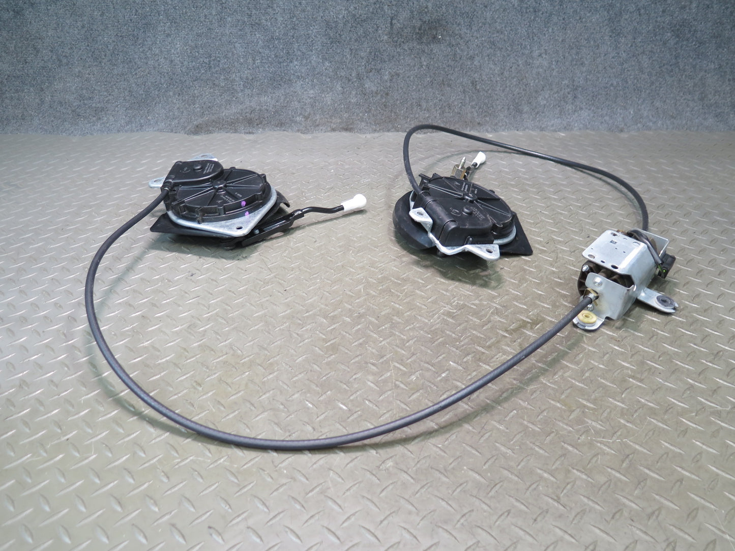 05-12 Porsche Boxster 987 Convertible Left Right TOP Transmission Motor Set