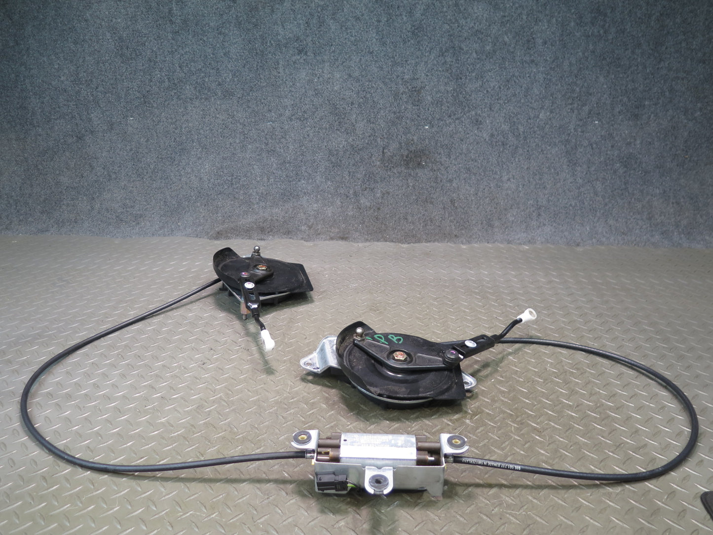 05-12 Porsche Boxster 987 Convertible Left Right TOP Transmission Motor Set