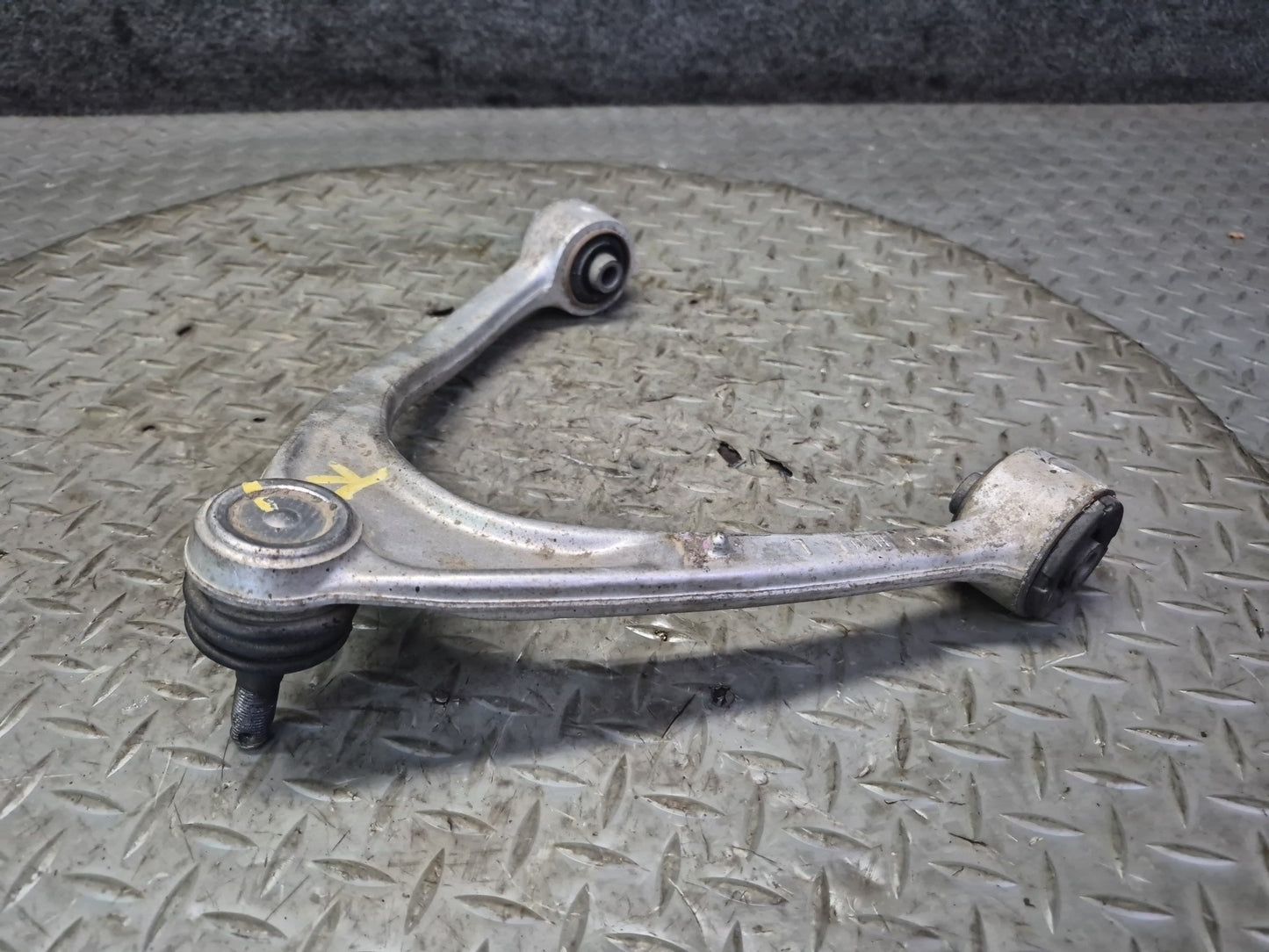 01-06 Lexus UCF30L LS430 Front Left Suspension Upper Control Arm OEM