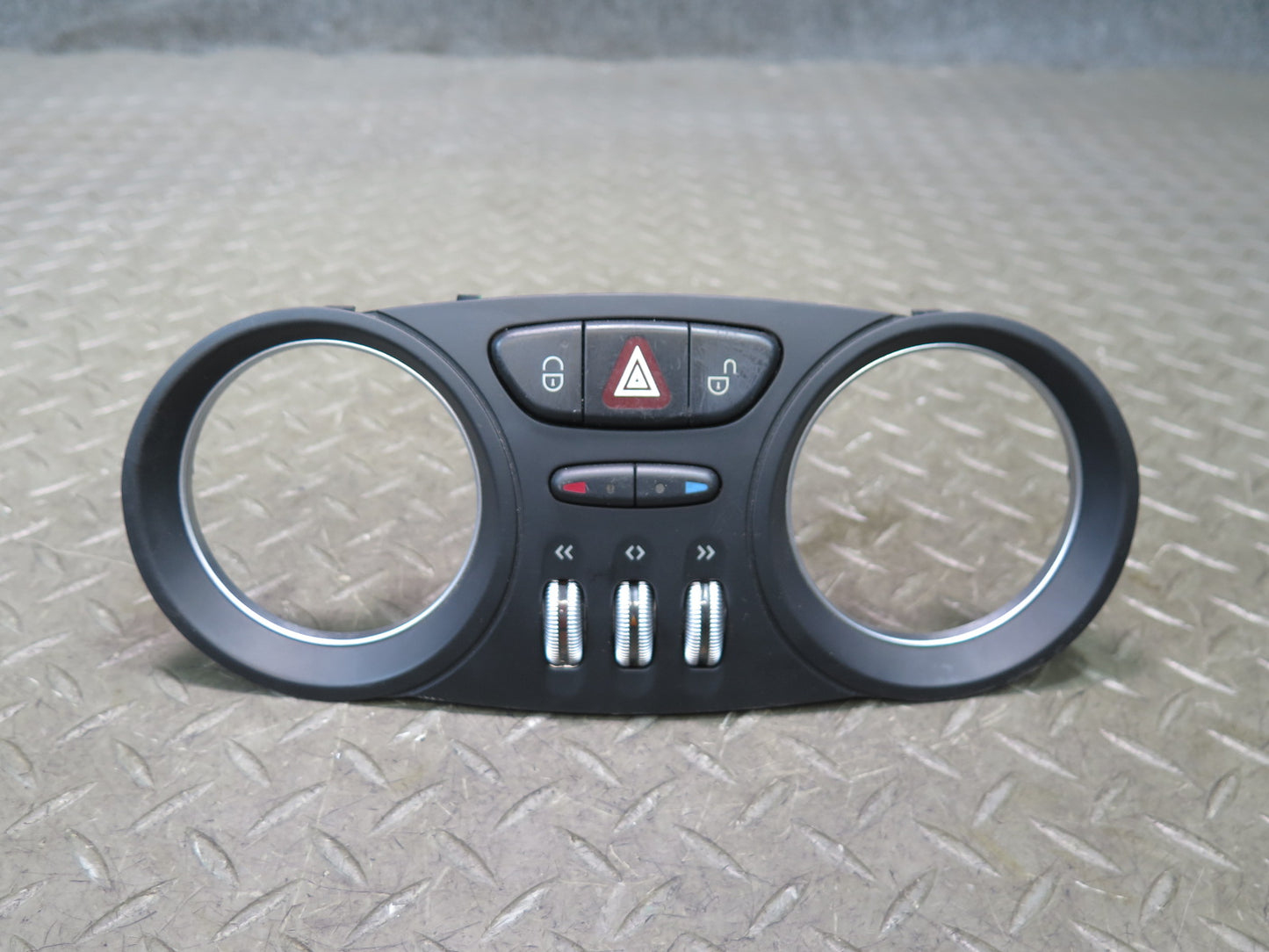 03-06 Mercedes R230 SL55 AMG Hazard Door Lock Unlock Button w Bezel Damaged