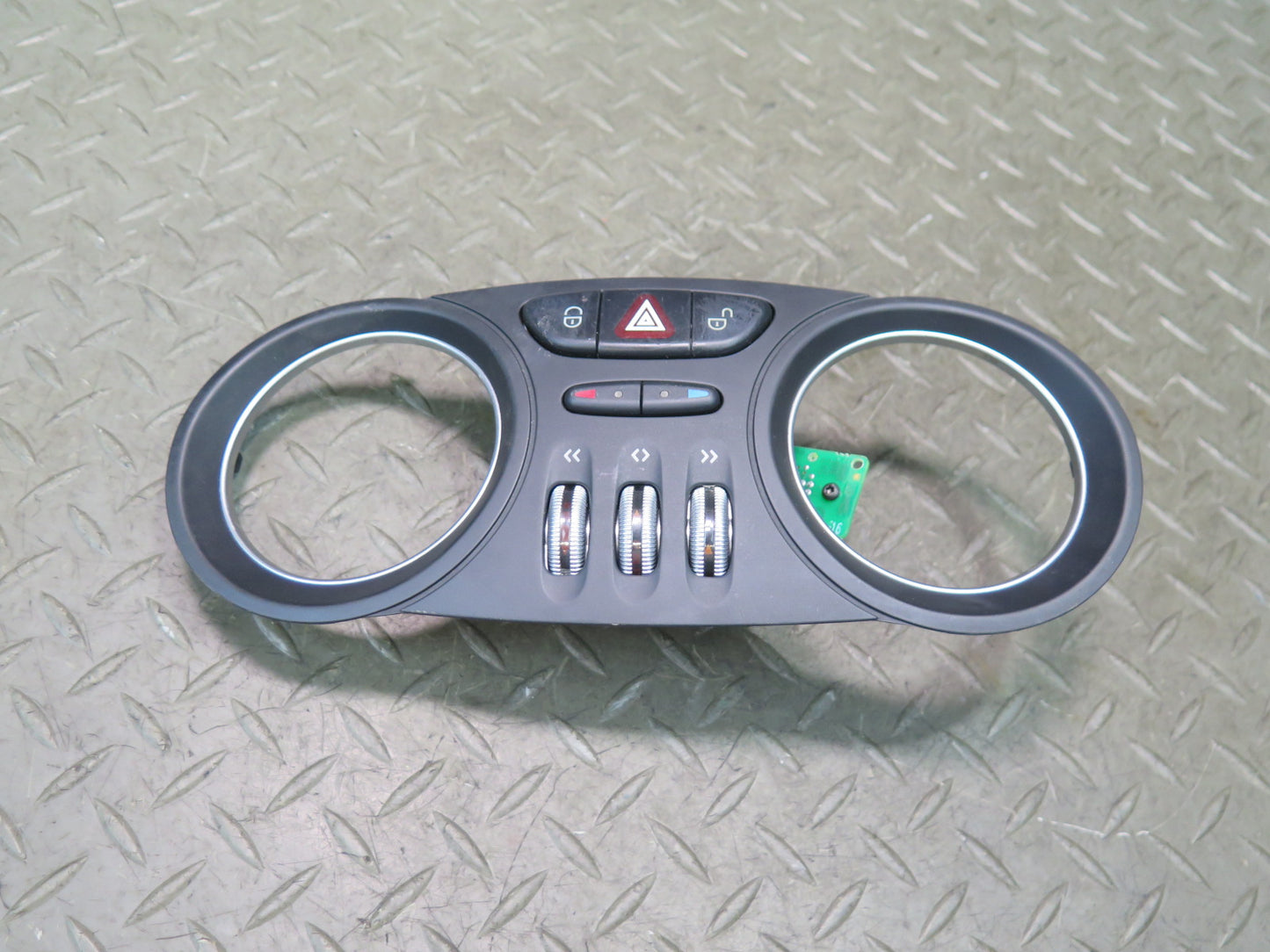 03-06 Mercedes R230 SL55 AMG Hazard Door Lock Unlock Button w Bezel Damaged
