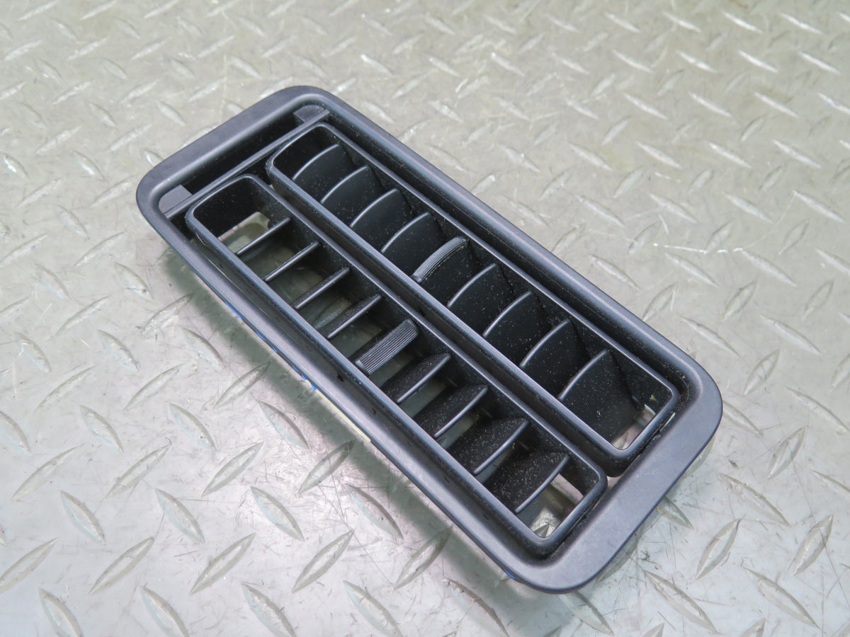 1984-1986 Porsche 928 S Front Center Console Dash Air Vent Grille