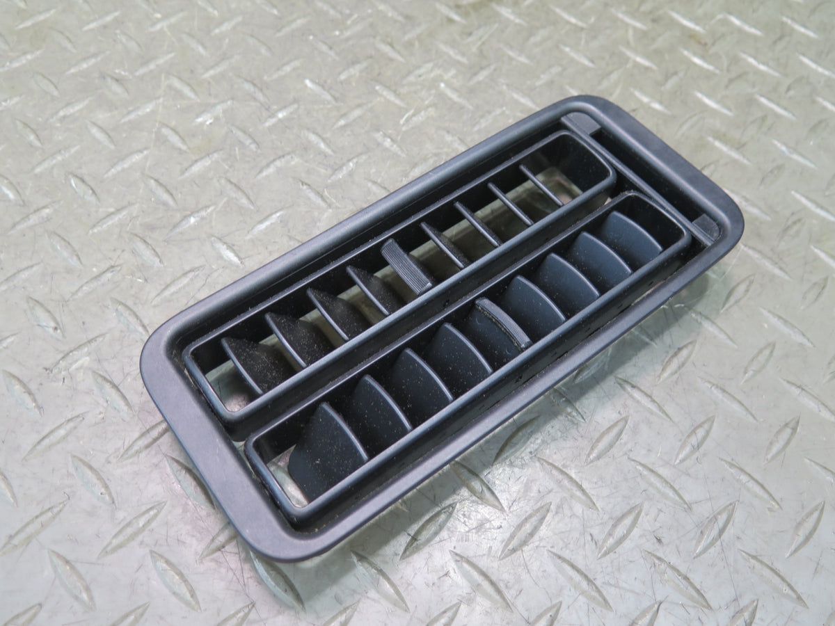 1984-1986 Porsche 928 S Front Center Console Dash Air Vent Grille
