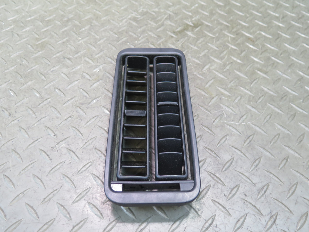 1984-1986 Porsche 928 S Front Center Console Dash Air Vent Grille