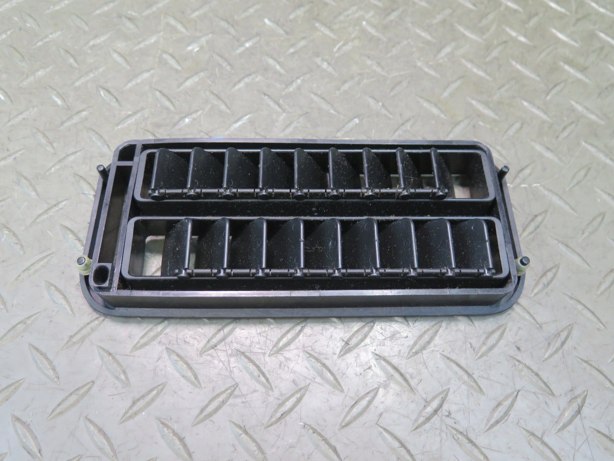 1984-1986 Porsche 928 S Front Center Console Dash Air Vent Grille